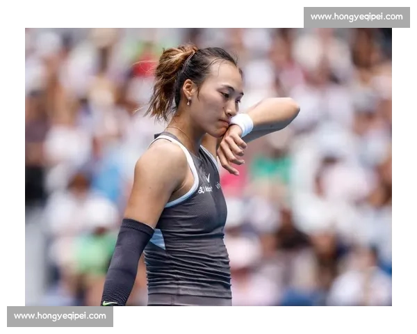 温网夜场双焦点！萨巴伦卡 2000 强势登场，郑钦文 2330 决战女双三冠王