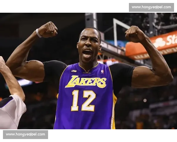 布莱斯臂展实测 2 米 08！父子对比照引热议：视觉错觉还是数据真相？