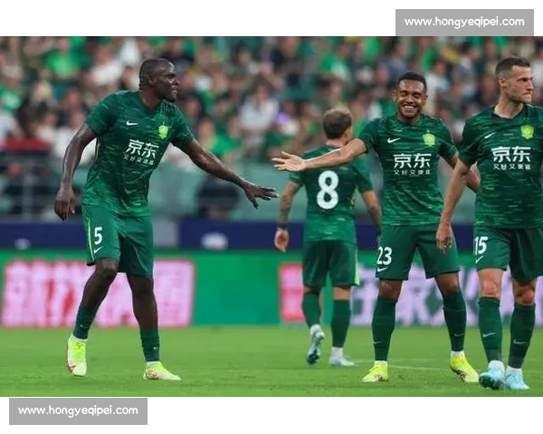 恩加德乌乌龙送礼 国安 1-0 登顶中超